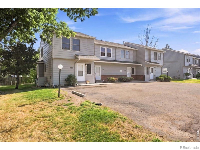 228 E 42nd St, Loveland, CO 80538