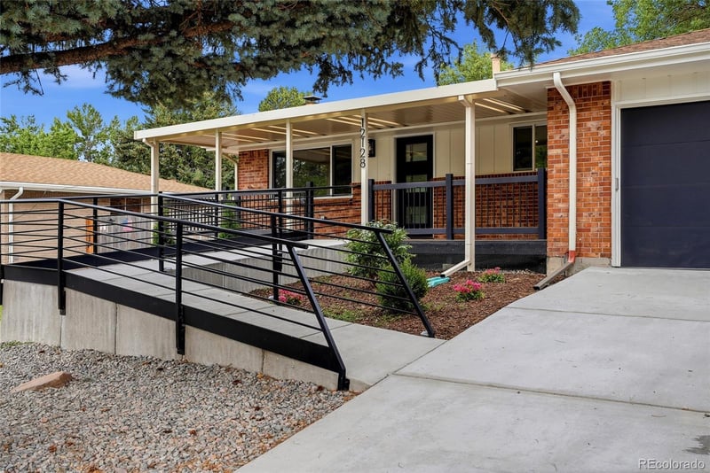 12128 62nd Pl, Arvada, CO 80004