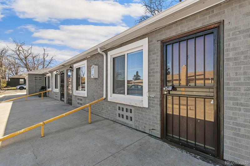 1467 Joliet St, Aurora, CO 80010