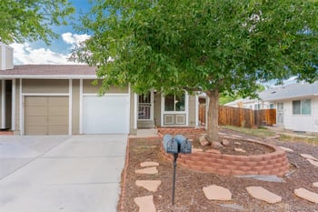15429 E Oberlin Pl, Aurora, CO 80013