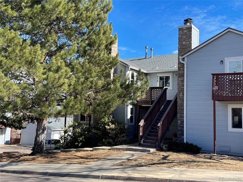 972 Yukon St, Lakewood, CO 80226