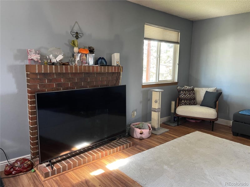 972 Yukon St, Lakewood, CO 80226