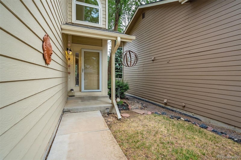 2077 E Phillips Pl, Littleton, CO 80122