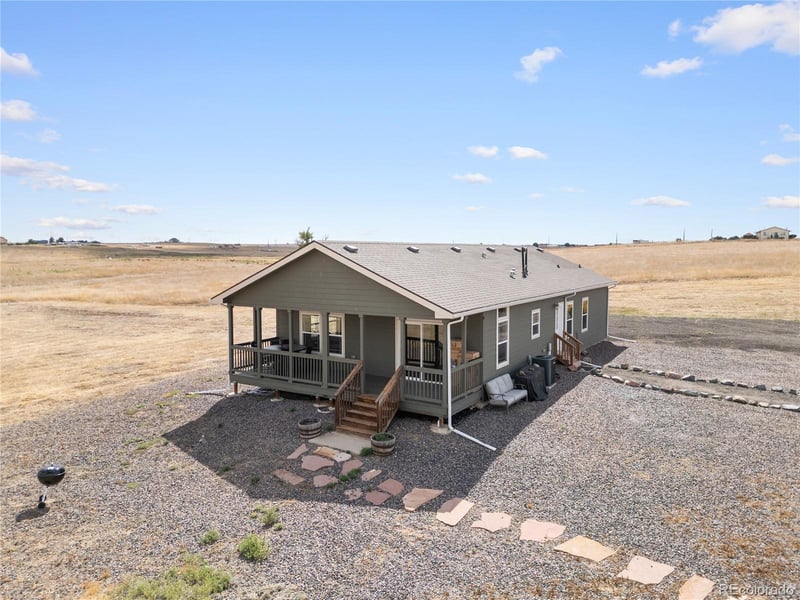 1570 Cr 129 , Bennett, CO 80102