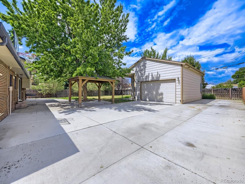 1565 Otis St, Denver, CO 80232