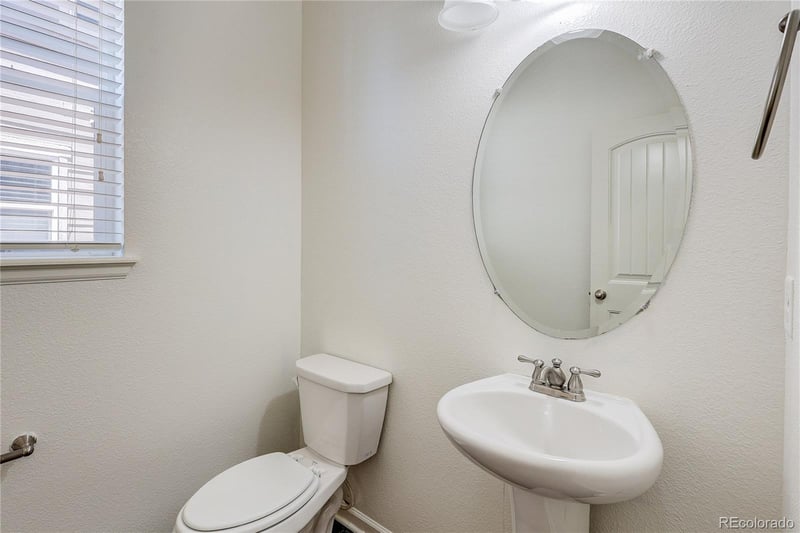 12645 Fisher St, Englewood, CO 80112