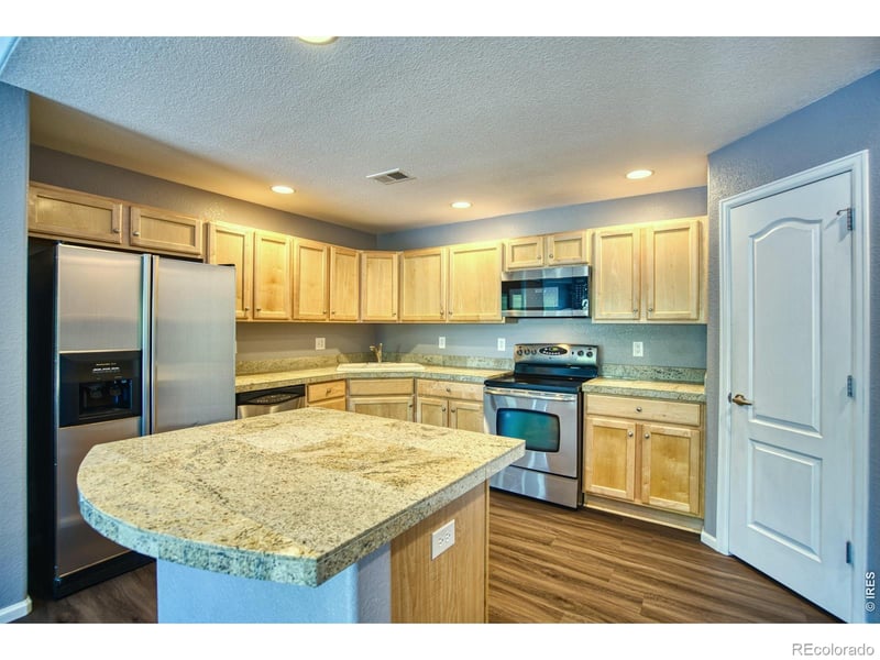 2239 Calais Dr #11B, Longmont, CO 80504