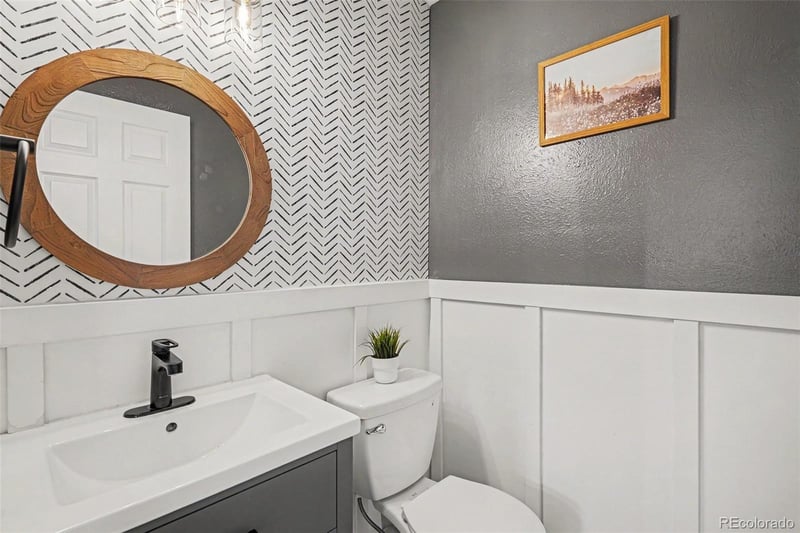 17857 Arizona Ave, Aurora, CO 80017