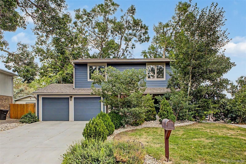 8210 Jay Cir, Arvada, CO 80003