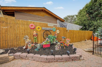 381 El Paso Ct, Denver, CO 80221
