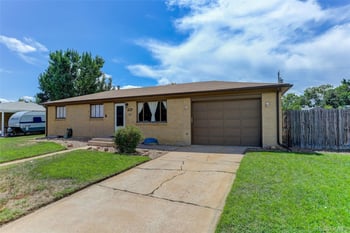 2940 W Saratoga Ave, Englewood, CO 80110
