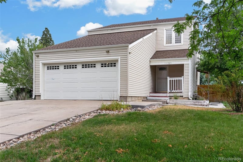 11521 E 1st Ave, Aurora, CO 80010