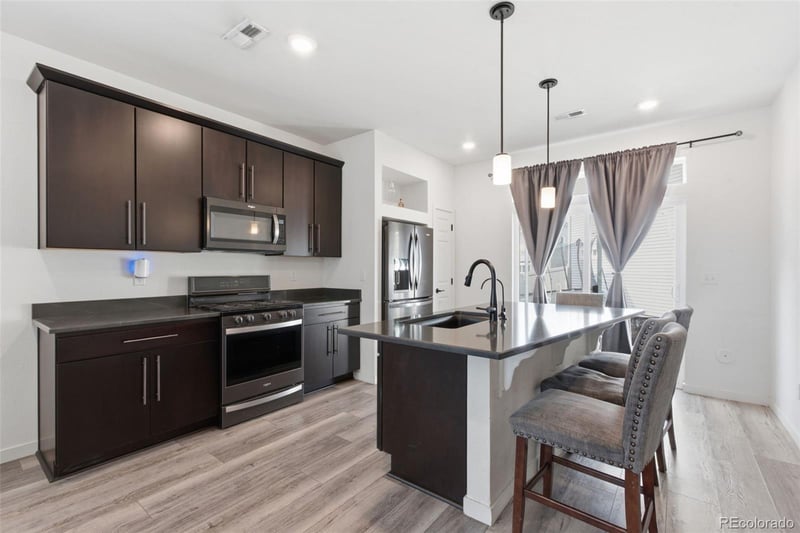 21845 44th Pl, Aurora, CO 80019
