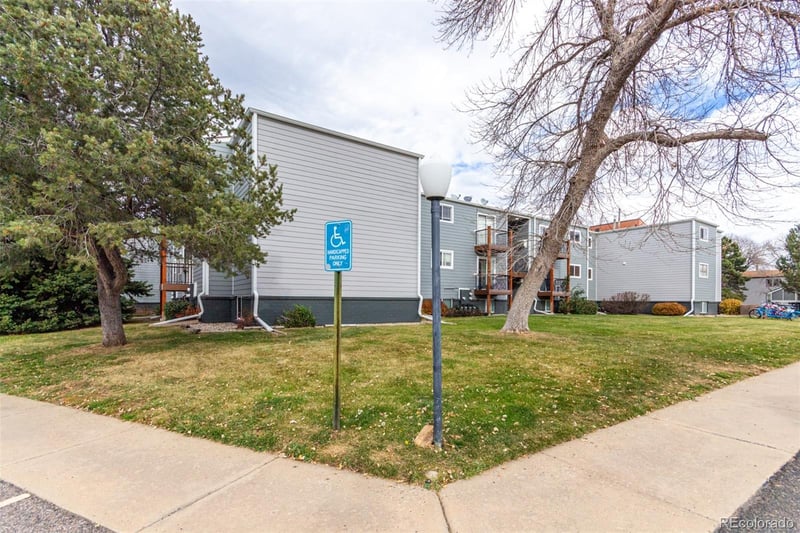 16359 10th Ave #O-2, Golden, CO 80401