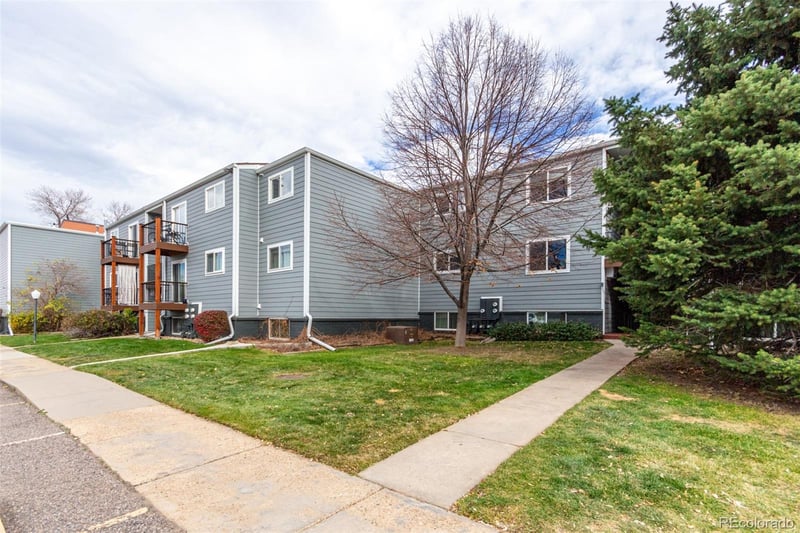 16359 10th Ave #O-2, Golden, CO 80401