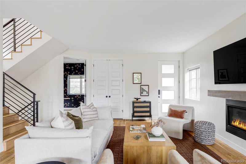 655 S Clarkson St, Denver, CO 80209