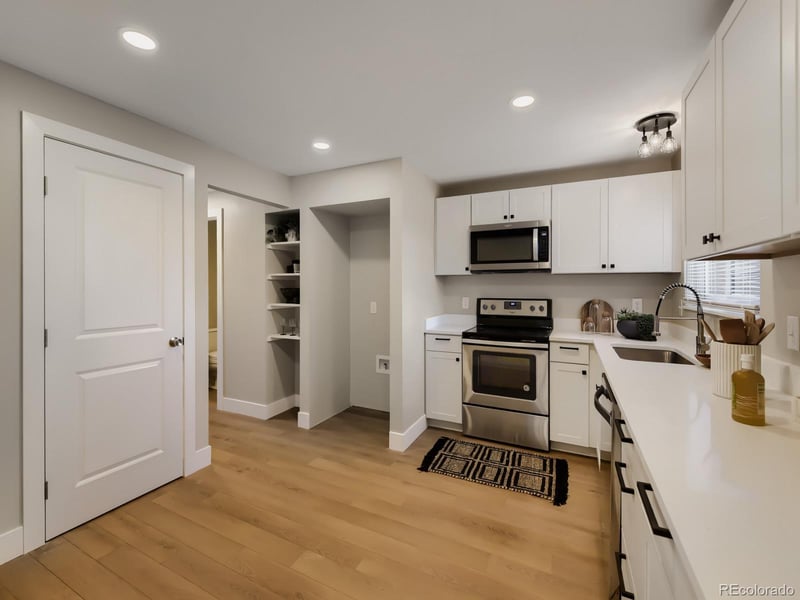 7782 W Glasgow Pl, Littleton, CO 80128