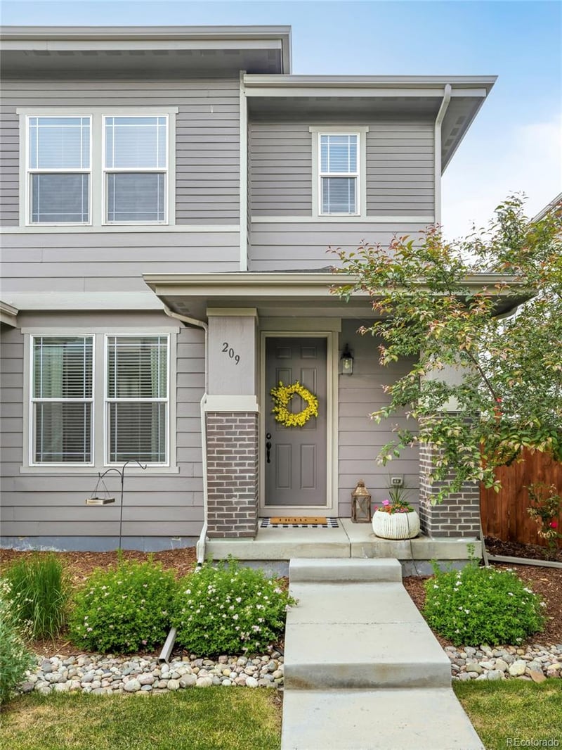 209 Jamison Ct, Littleton, CO 80120