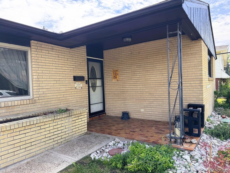 1324 Buchanan St, Sterling, CO 80751
