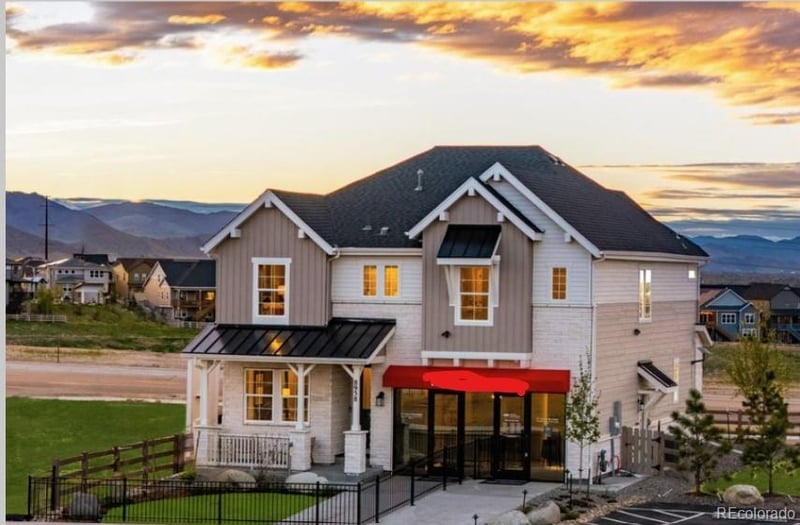 8958 Whiteclover St, Littleton, CO 80125