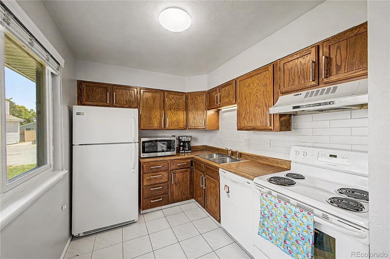 1739 102nd Ave, Denver, CO 80260