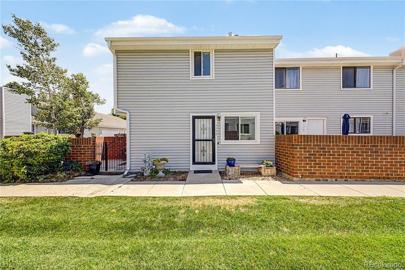 1739 102nd Ave, Denver, CO 80260