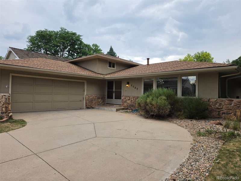 6689 Heritage Pl N, Englewood, CO 80111