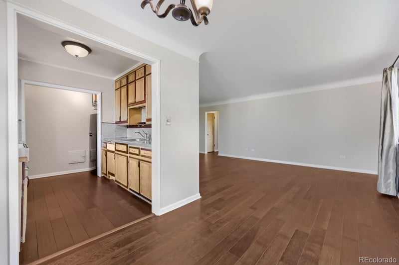 1175 Emerson St #312, Denver, CO 80218