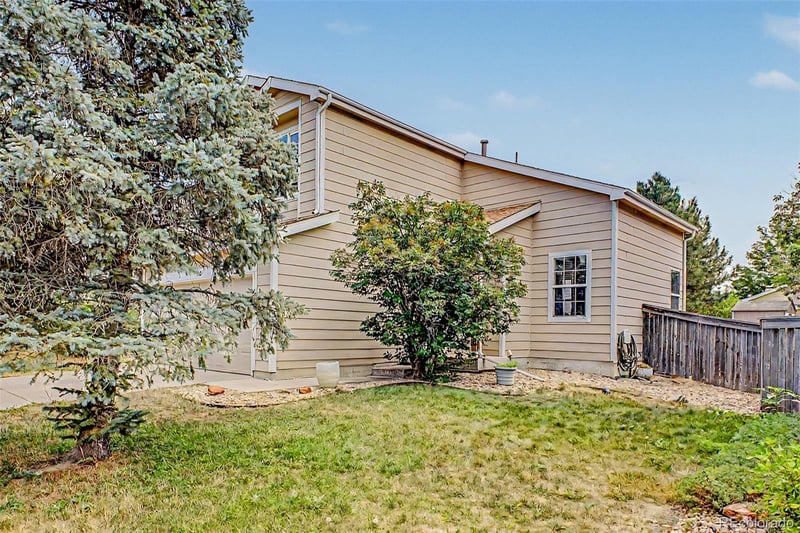 1112 Sandpiper Ln, Brighton, CO 80601