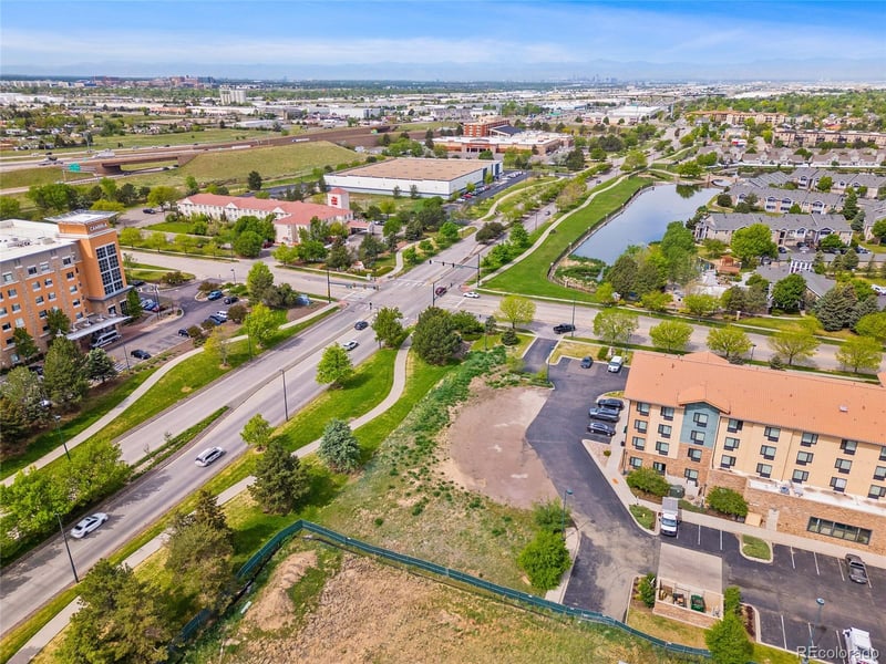 4050 Kittredge St, Denver, CO 80239
