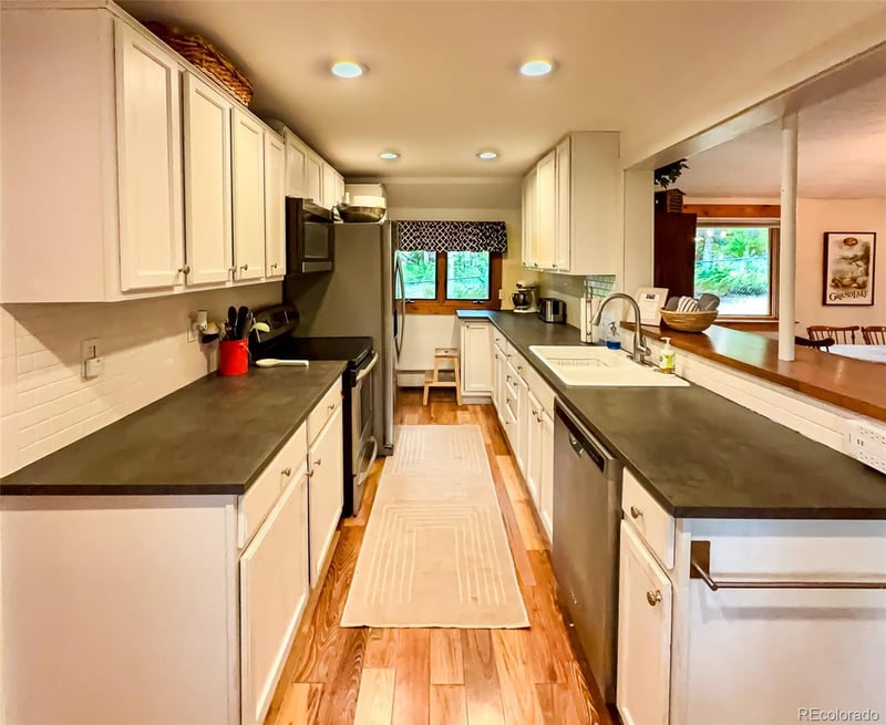 1369 Gcr 64 , Grand Lake, CO 80447