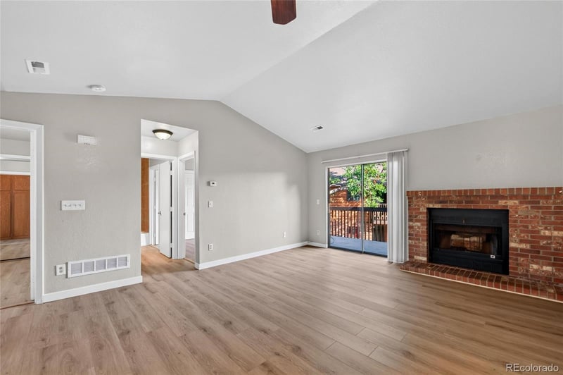 2273 S Buckley Rd #202, Aurora, CO 80013