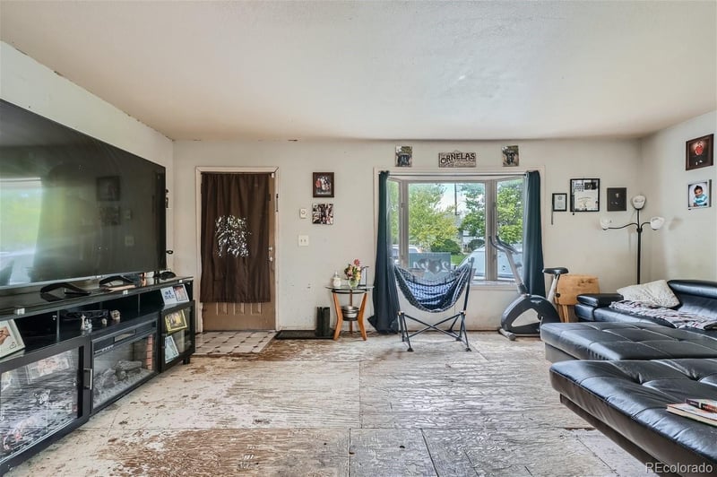 6952 Mariposa St, Denver, CO 80221