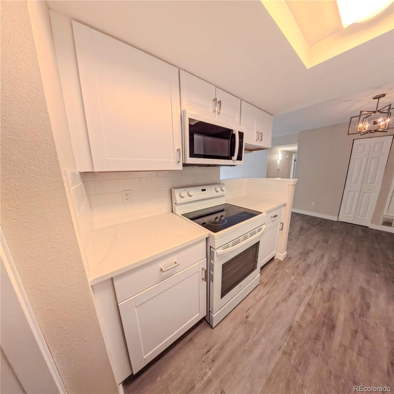 8335 Fairmount Dr #102, Denver, CO 80247