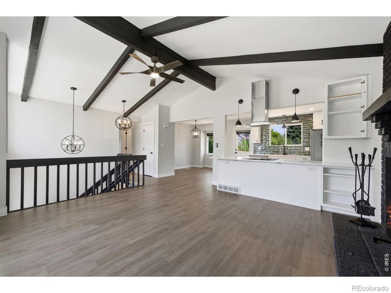 1640 Amherst Dr, Longmont, CO 80503
