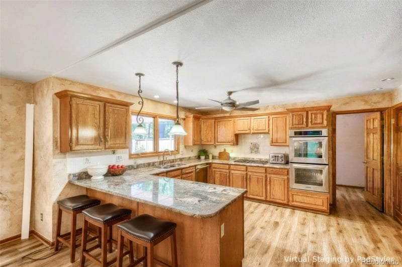 15956 Crestridge Cir, Centennial, CO 80015