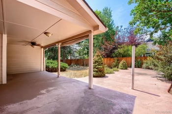 15956 E Crestridge Cir, Centennial, CO 80015