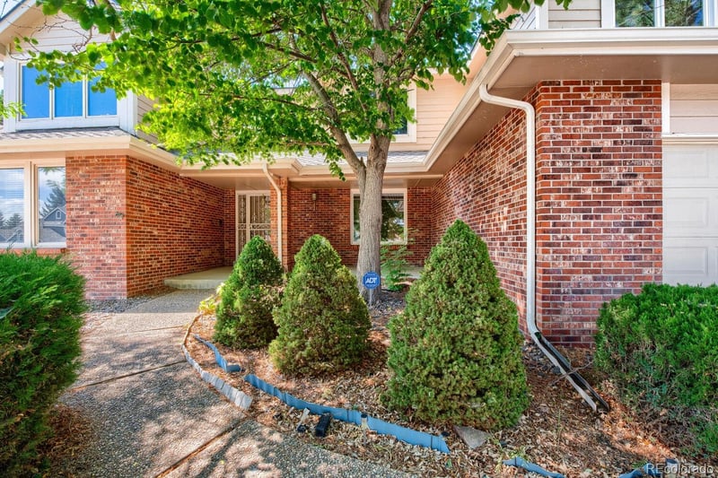 15956 Crestridge Cir, Centennial, CO 80015