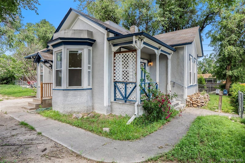 1914 Monument St, Colorado Springs, CO 80909