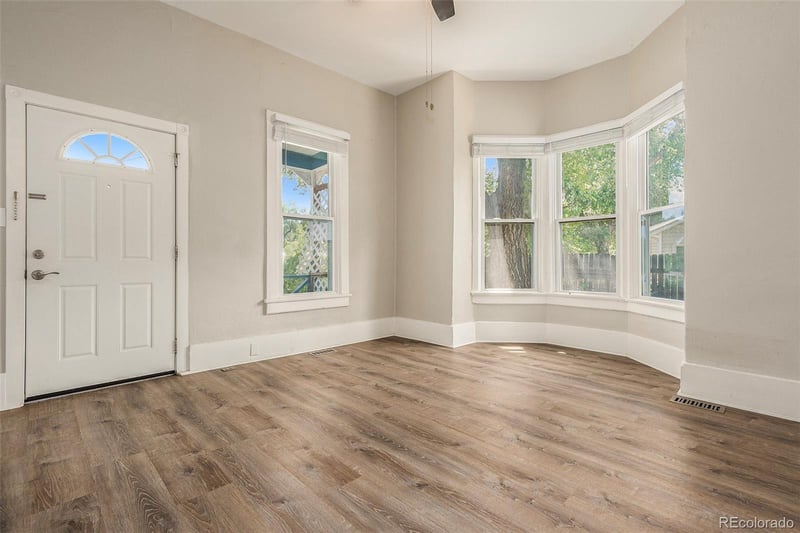 1914 Monument St, Colorado Springs, CO 80909