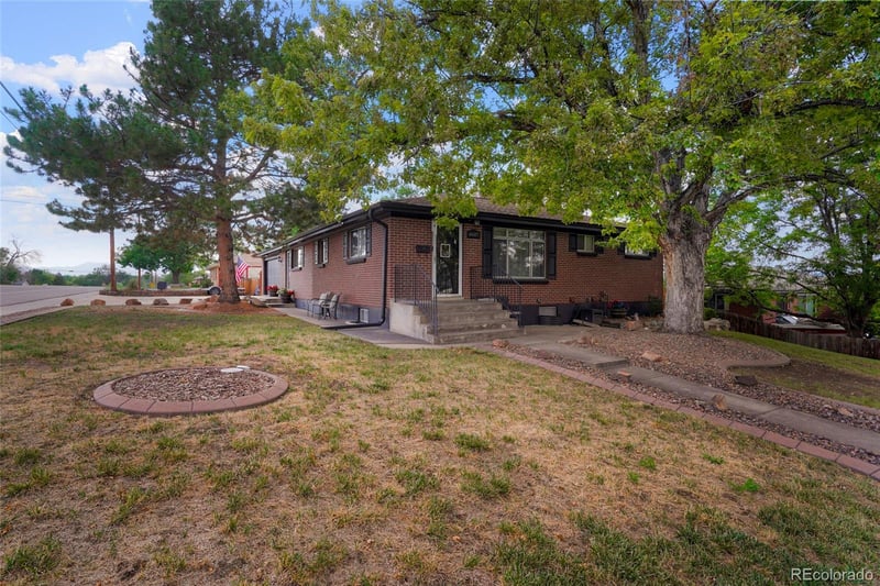 6607 Eaton St, Arvada, CO 80003