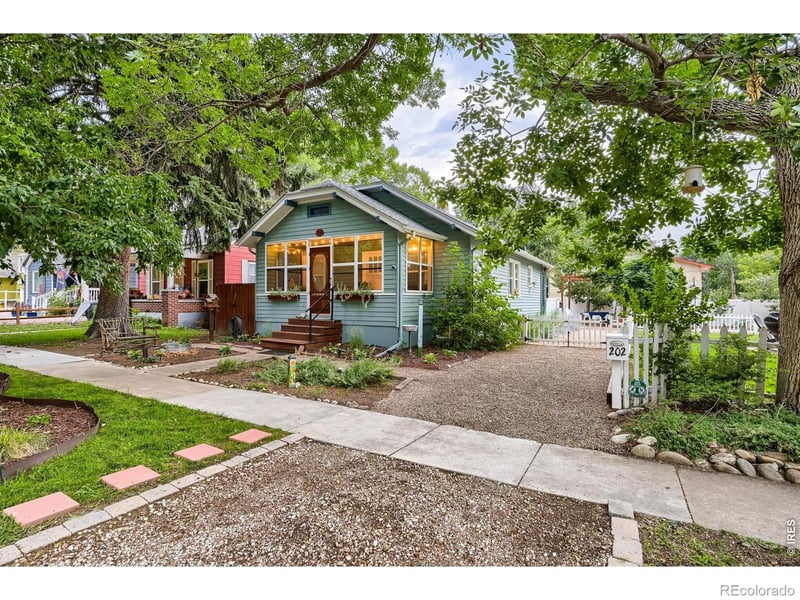 202 8th Ave, Longmont, CO 80501