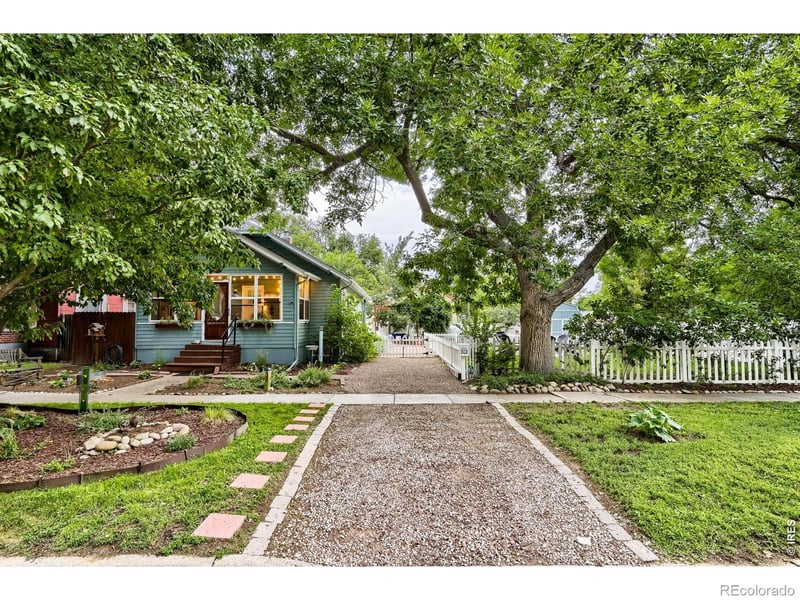 202 8th Ave, Longmont, CO 80501