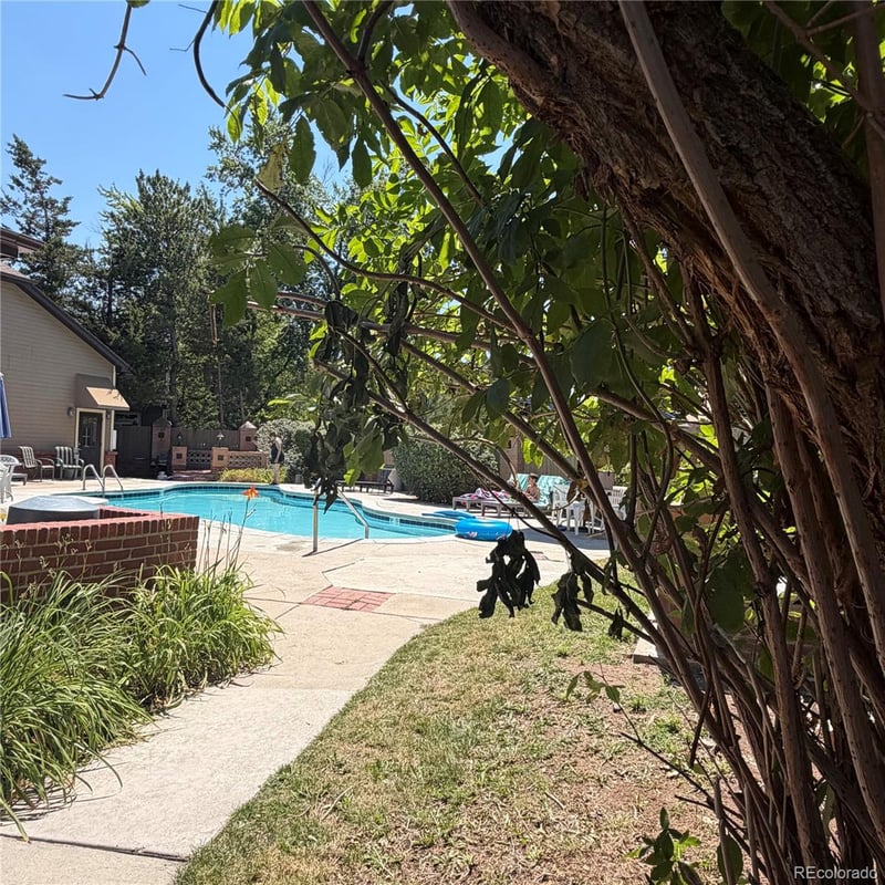 6001 Yosemite St #G204, Greenwood Village, CO 80111