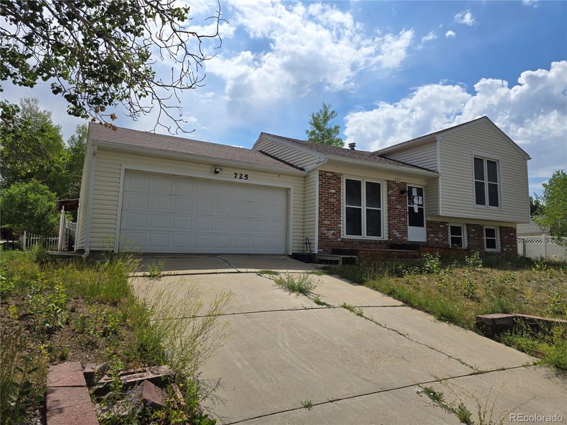 725 Exmoor Rd, Craig, CO 81625