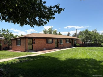 1129 Dallas St, Aurora, CO 80010