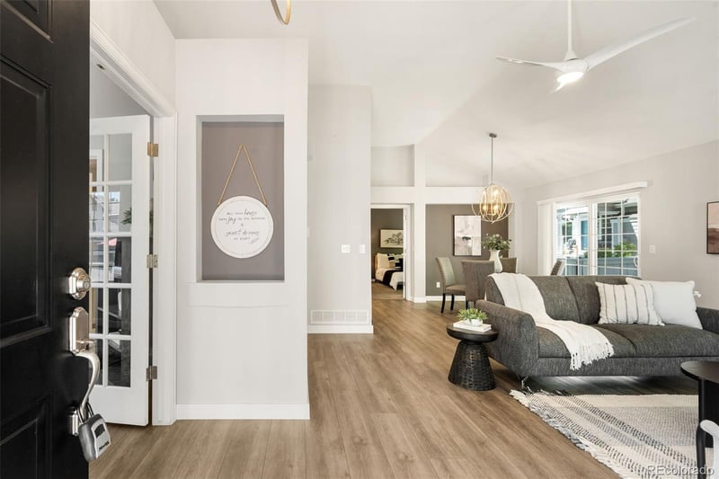 5692 E Nichols Pl, Englewood, CO 80112