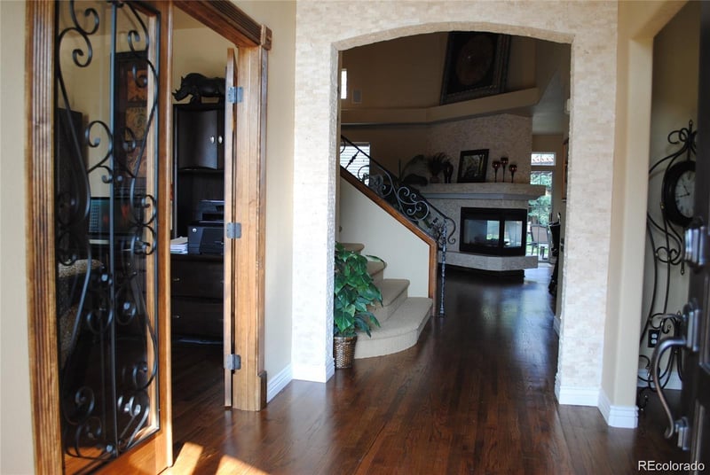 8798 Forrest Dr, Highlands Ranch, CO 80126