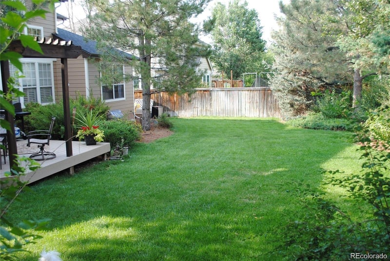 8798 Forrest Dr, Highlands Ranch, CO 80126