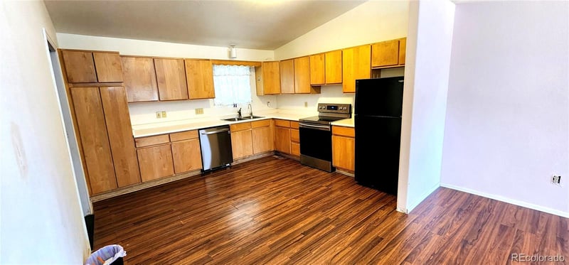526 Barnes Ave, La Junta, CO 81050